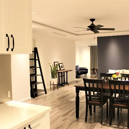 D'Leroi Soleil - Westlake Suite & Apartment Hanoi Room photo